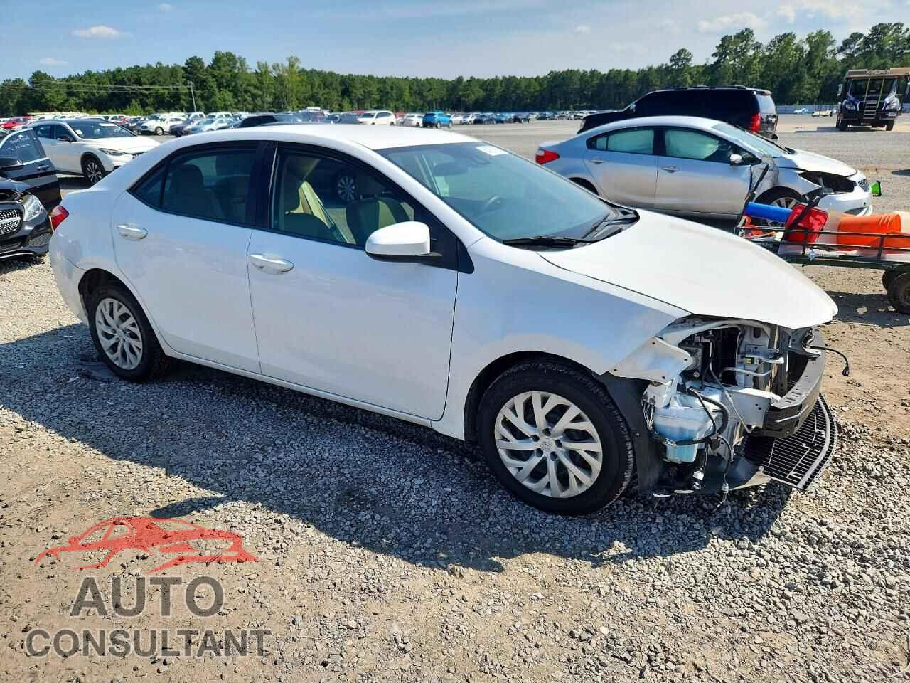 TOYOTA COROLLA 2017 - 2T1BURHEXHC760116