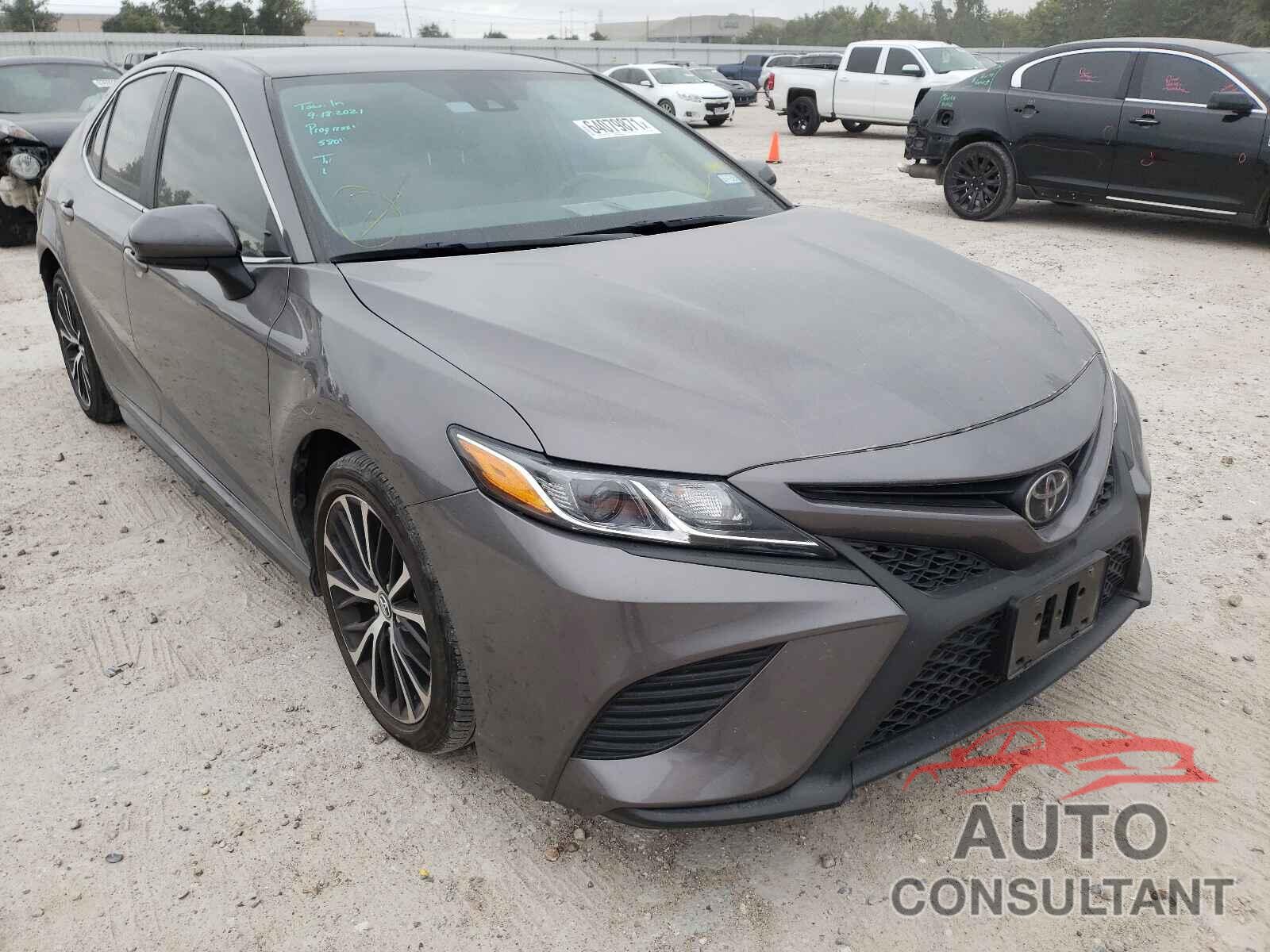 TOYOTA CAMRY 2020 - 4T1G11AK0LU335608