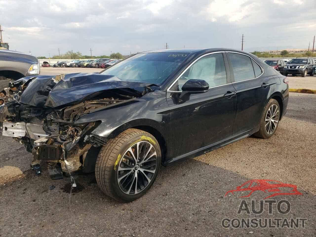 TOYOTA CAMRY 2018 - 4T1B11HK9JU130964