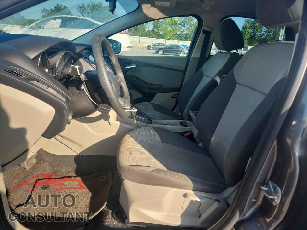 FORD FOCUS 2014 - 1FADP3K26EL168220