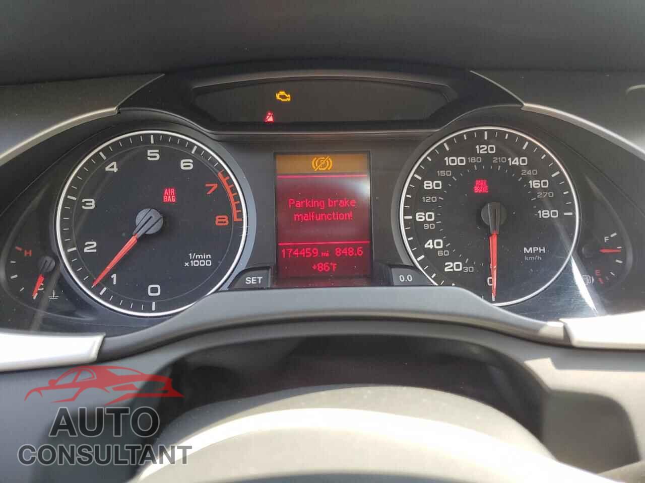 AUDI A4 2012 - WAUDFAFL3CN021386