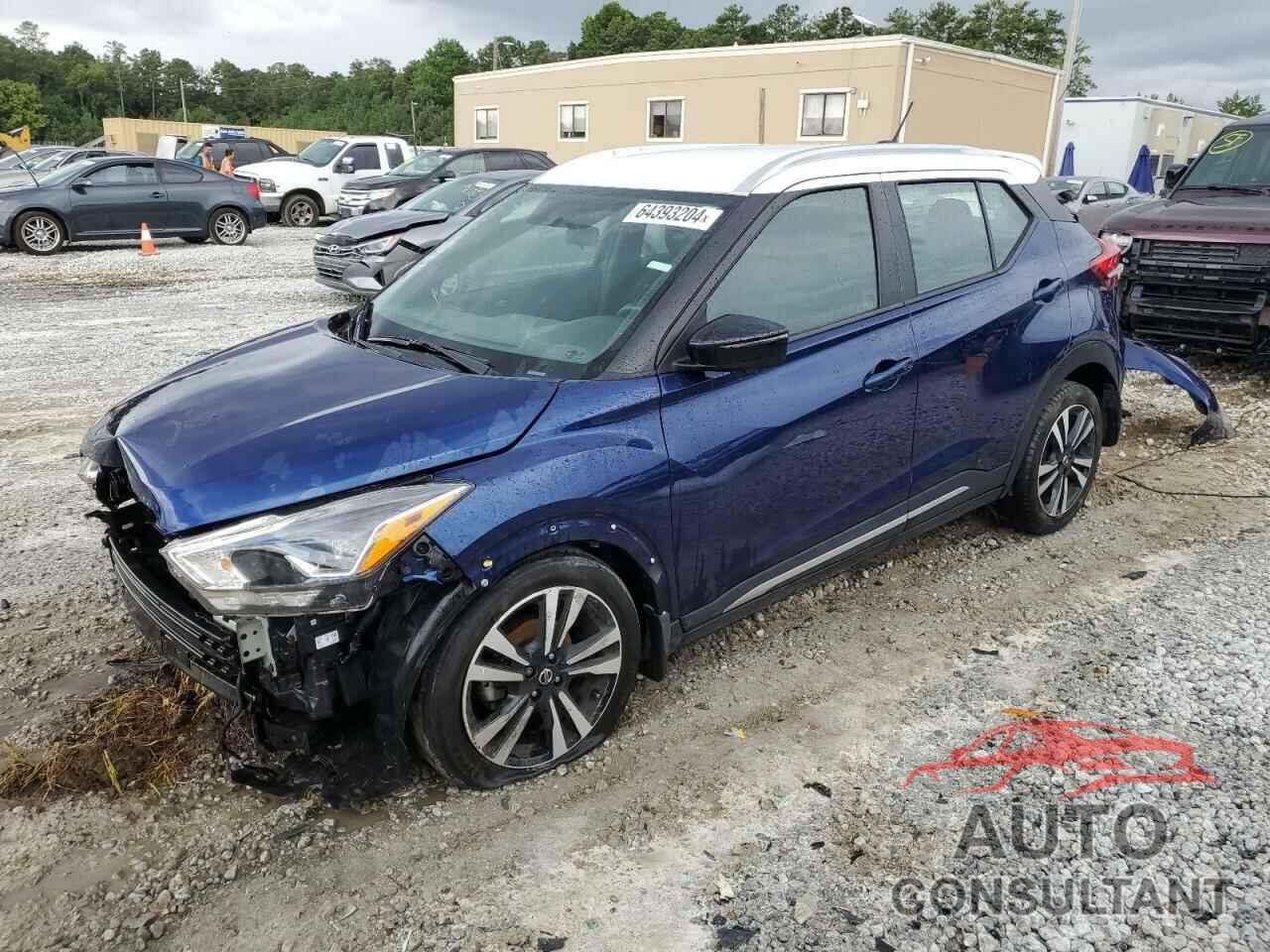 NISSAN KICKS 2018 - 3N1CP5CU2JL526058