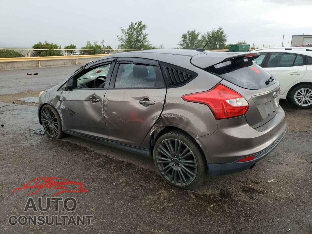 FORD FOCUS 2012 - 1FAHP3K22CL129638