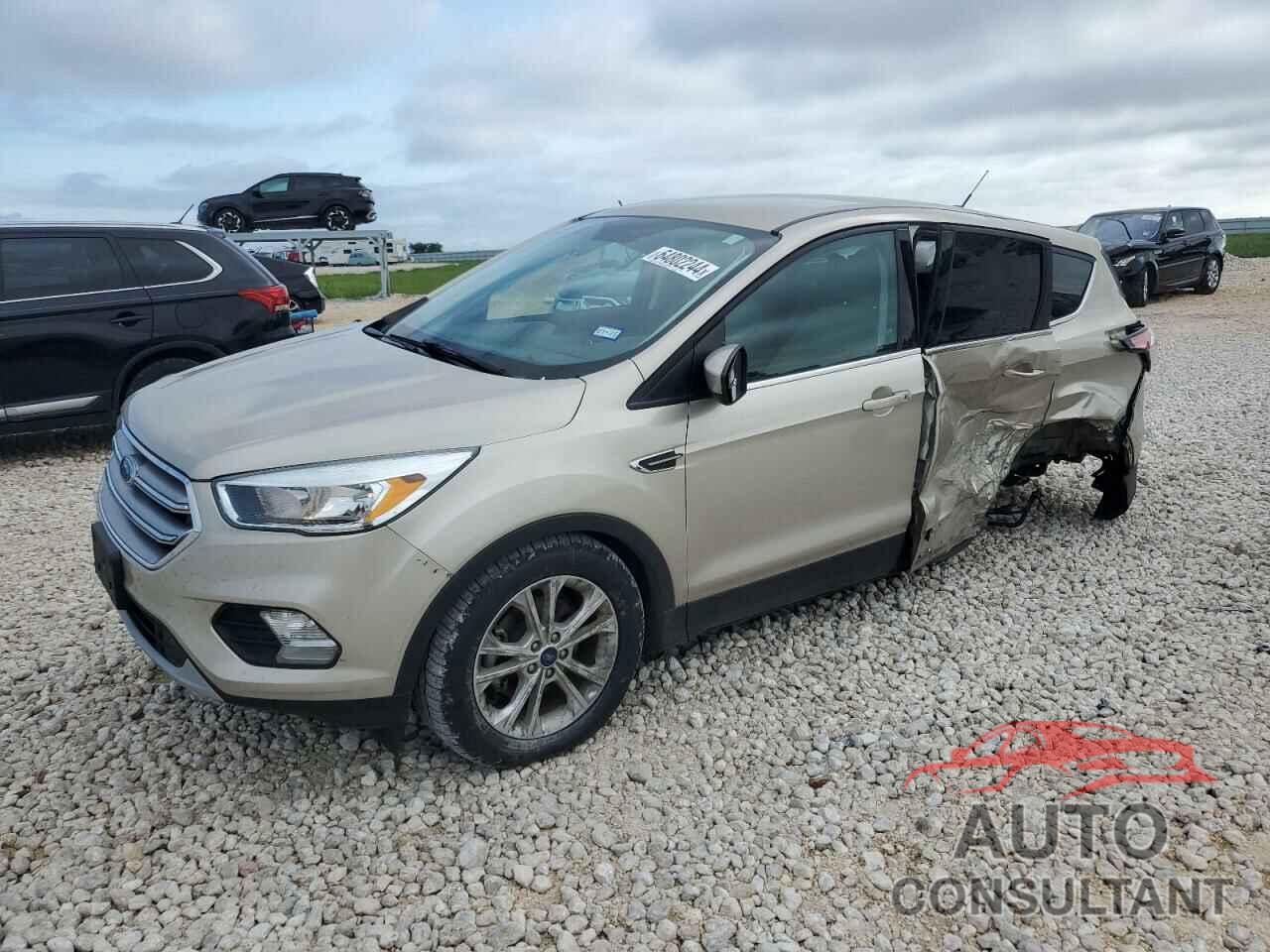 FORD ESCAPE 2017 - 1FMCU0GD6HUC65483