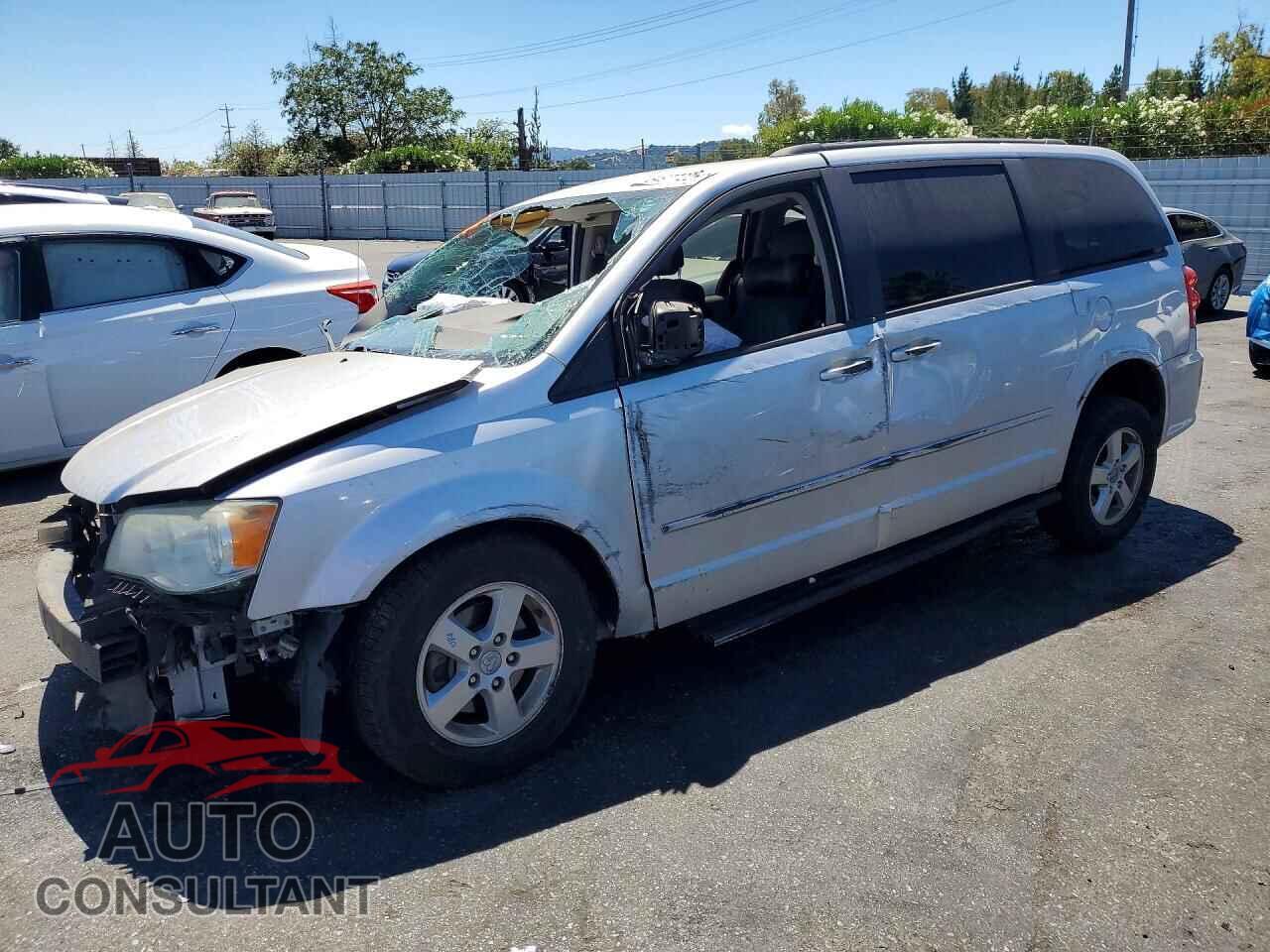 DODGE CARAVAN 2011 - 2D4RN3DG9BR731099