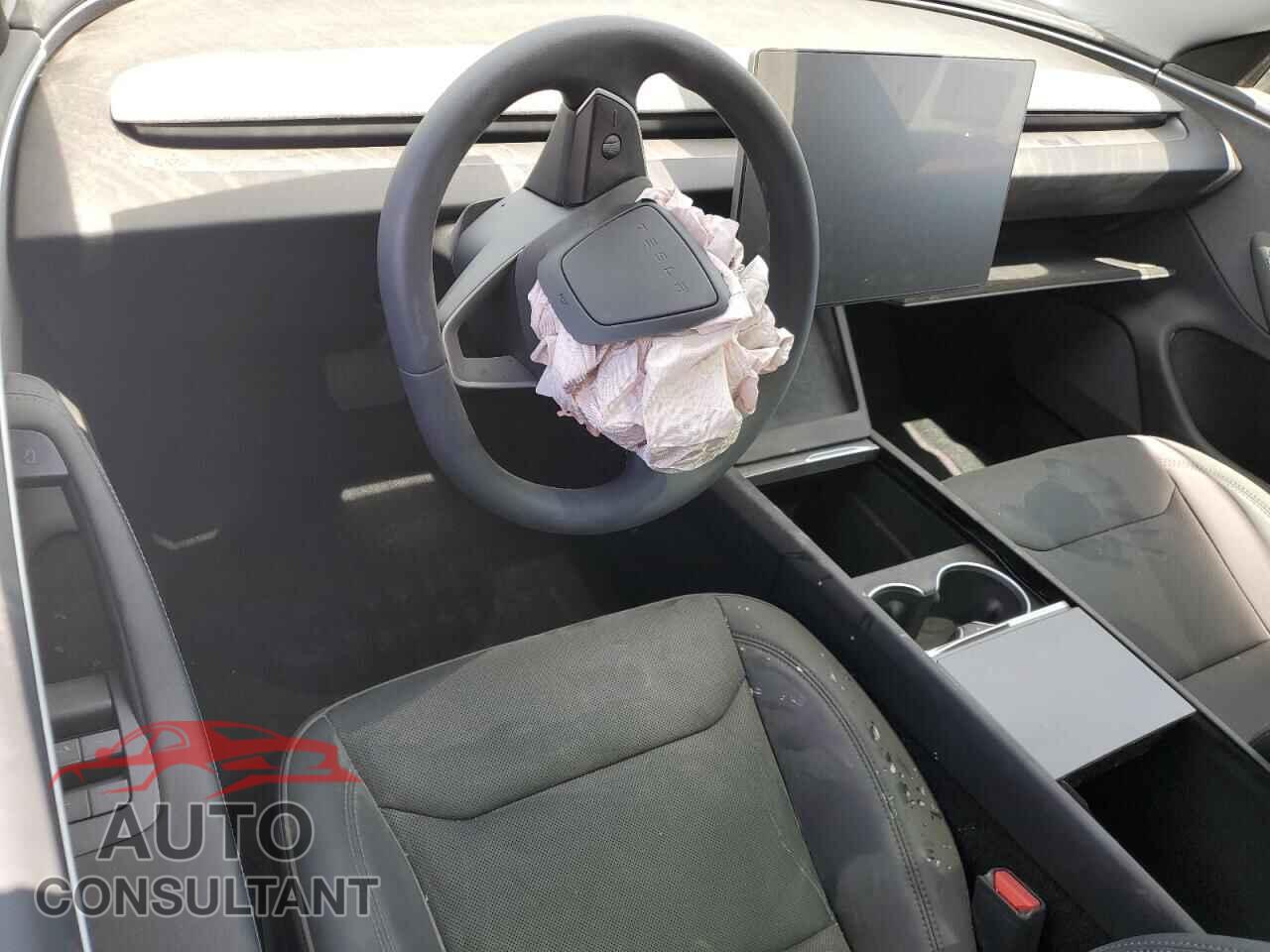 TESLA MODEL 3 2025 - 5YJ3E1EA2SF982866