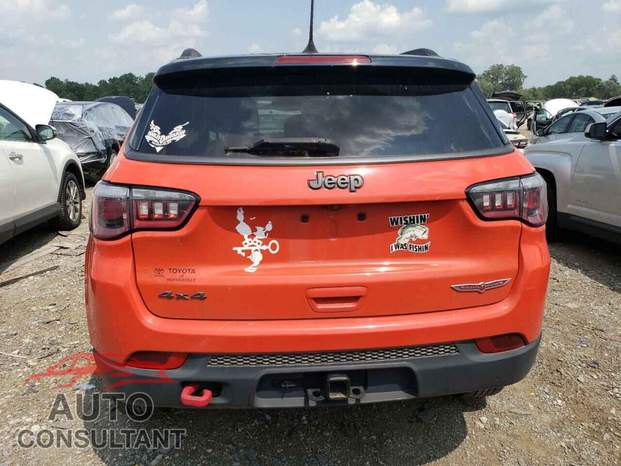 JEEP COMPASS 2018 - 3C4NJDDBXJT130488