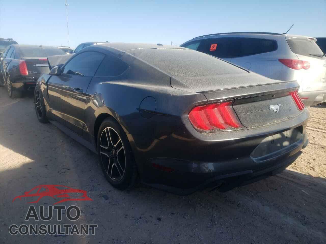 FORD MUSTANG 2018 - 1FA6P8TH7J5156231