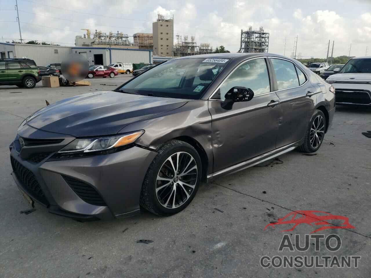 TOYOTA CAMRY 2018 - 4T1B11HK3JU022646