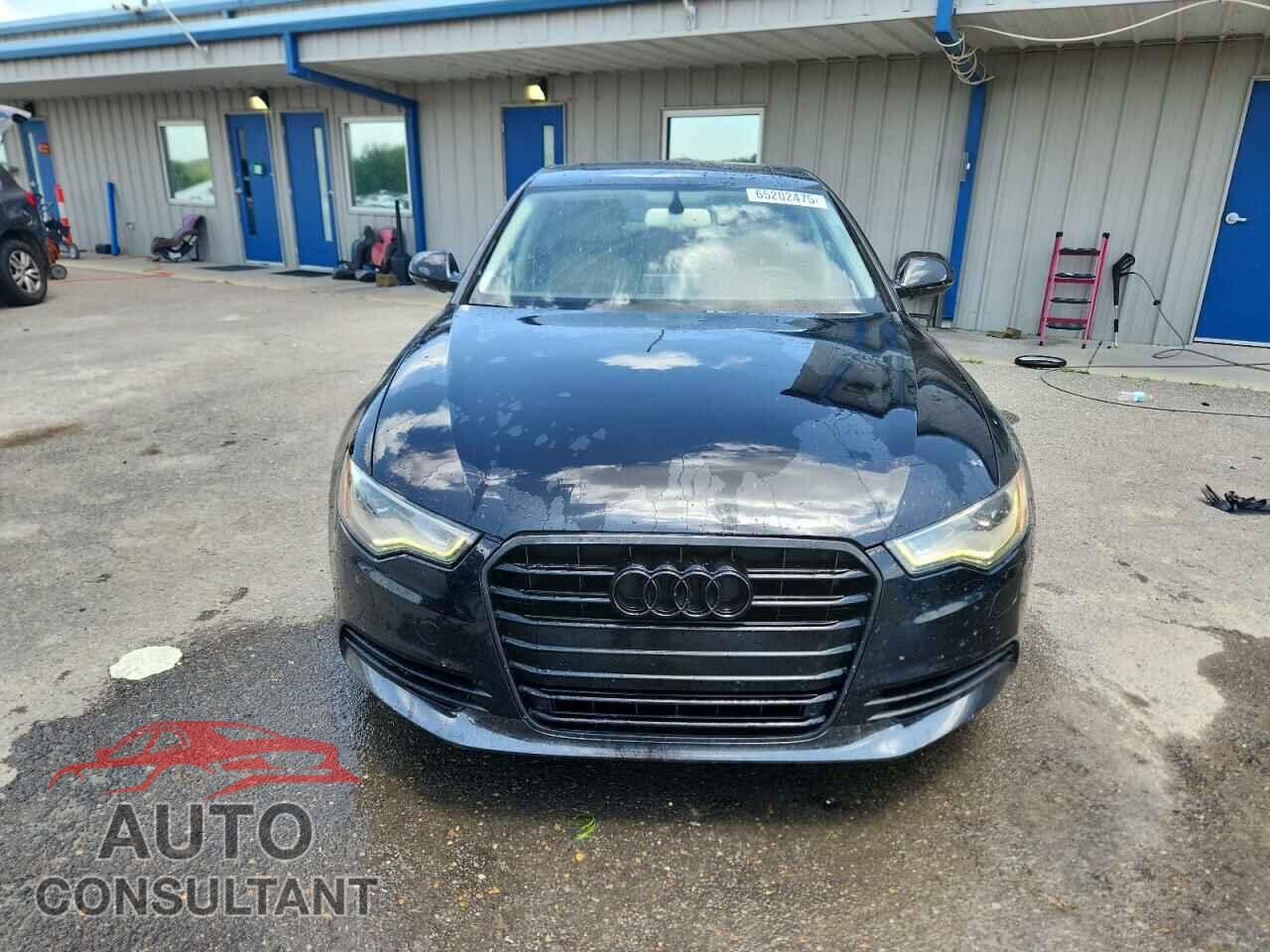 AUDI A6 2012 - WAUDFAFC7CN116694
