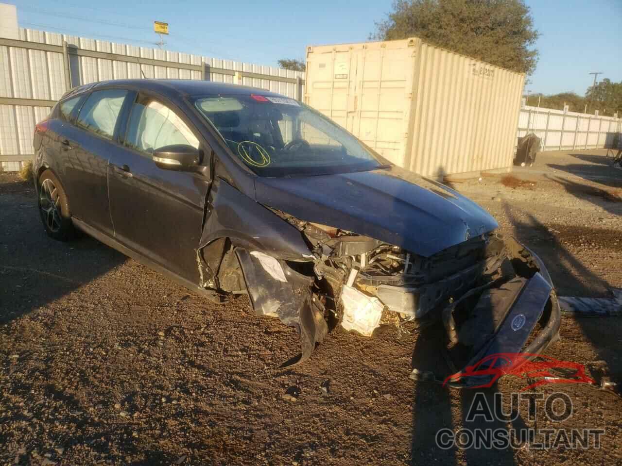 FORD FOCUS 2017 - 1FADP3M28HL343682