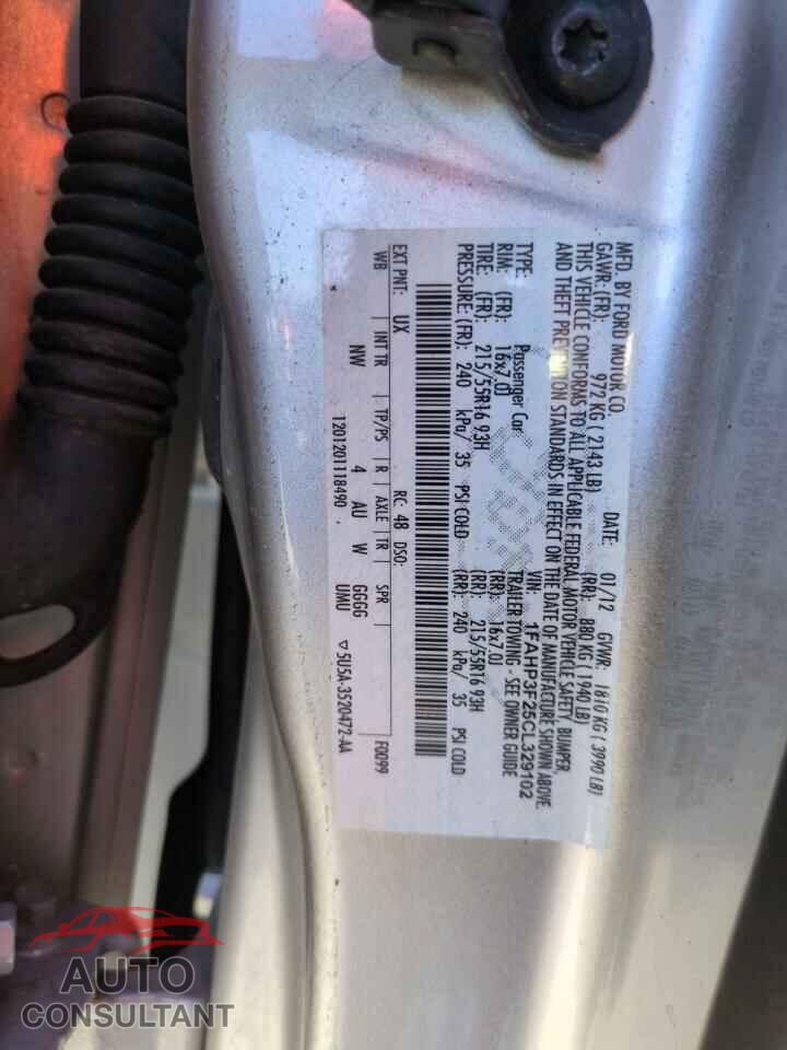 FORD FOCUS 2012 - 1FAHP3F25CL329102