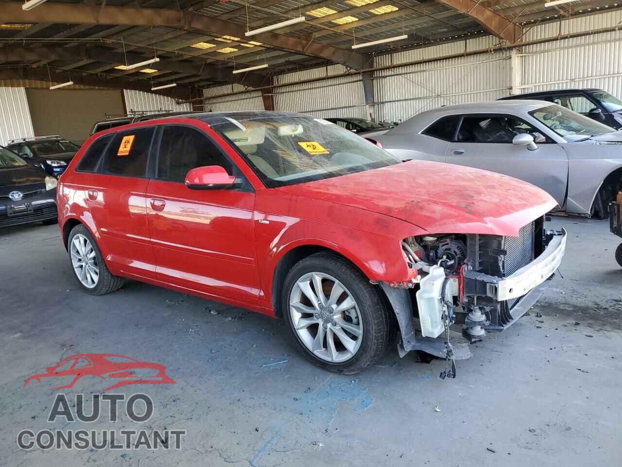 AUDI A3 2013 - WAUBEAFM2DA021598