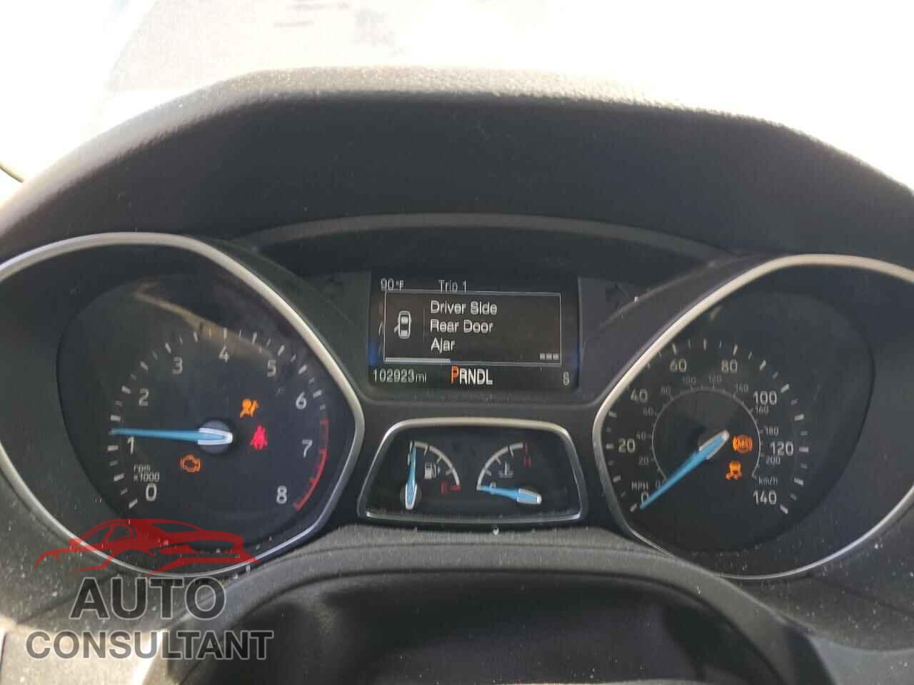FORD FOCUS 2017 - 1FADP3K20HL283271