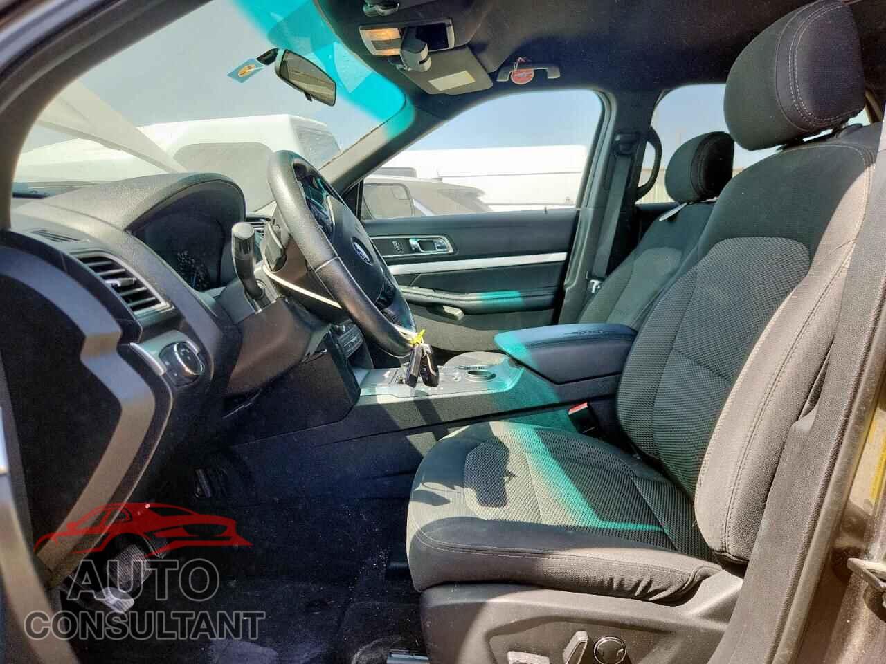 FORD EXPLORER 2017 - 1FM5K7D84HGB30676