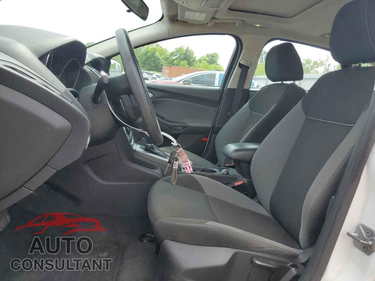 FORD FOCUS 2014 - 1FADP3F28EL132992