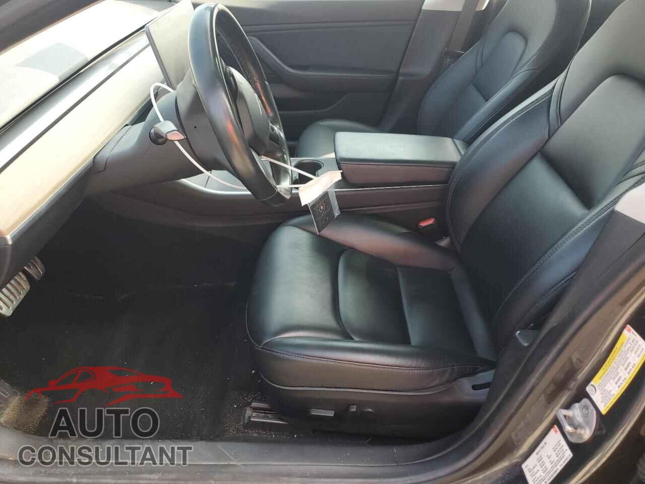 TESLA MODEL 3 2018 - 5YJ3E1EB7JF054414