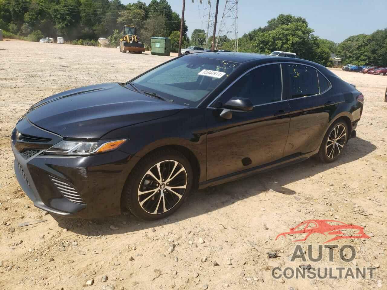 TOYOTA CAMRY 2018 - 4T1B11HK5JU671333