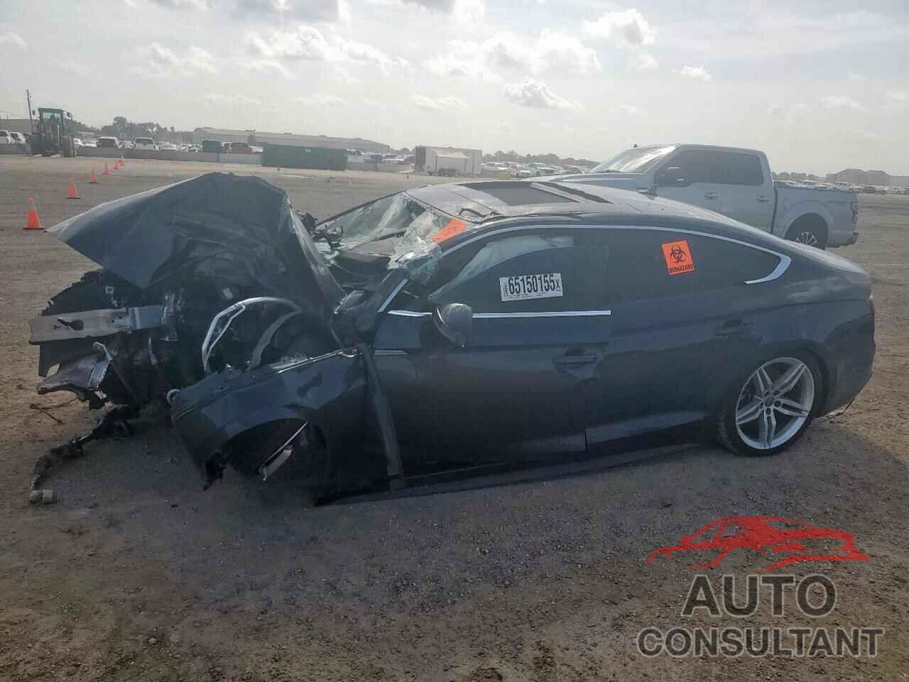 AUDI A5 2018 - WAUENCF5XJA019420