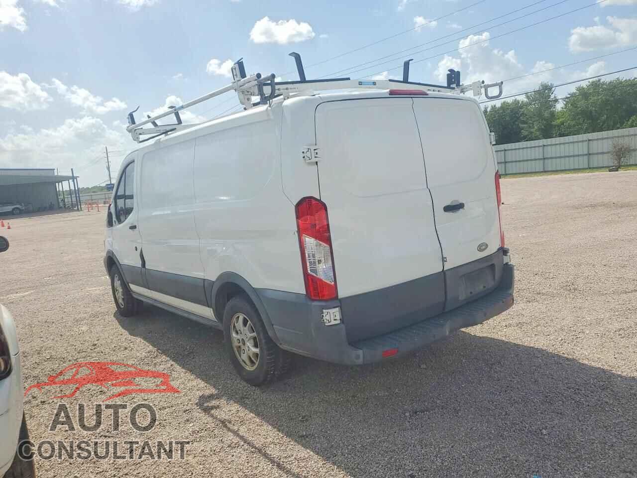 FORD TRANSIT 2015 - 1FTNE1ZM5FKA50232