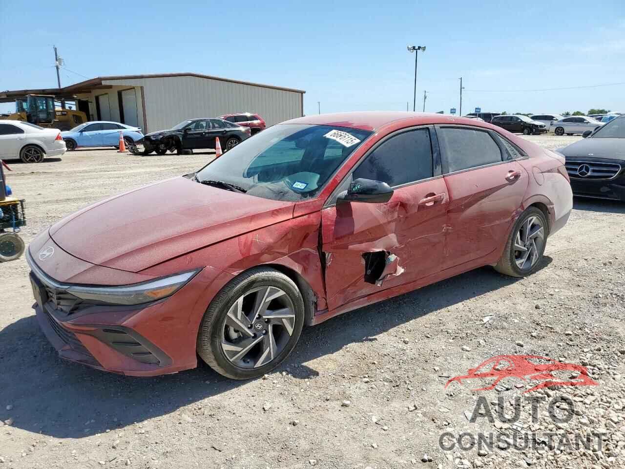 HYUNDAI ELANTRA 2025 - KMHLM4DGXSU938076