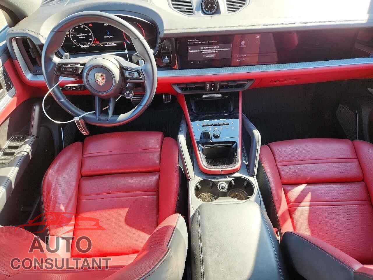 PORSCHE CAYENNE 2024 - WP1AA2AY5RDA01456