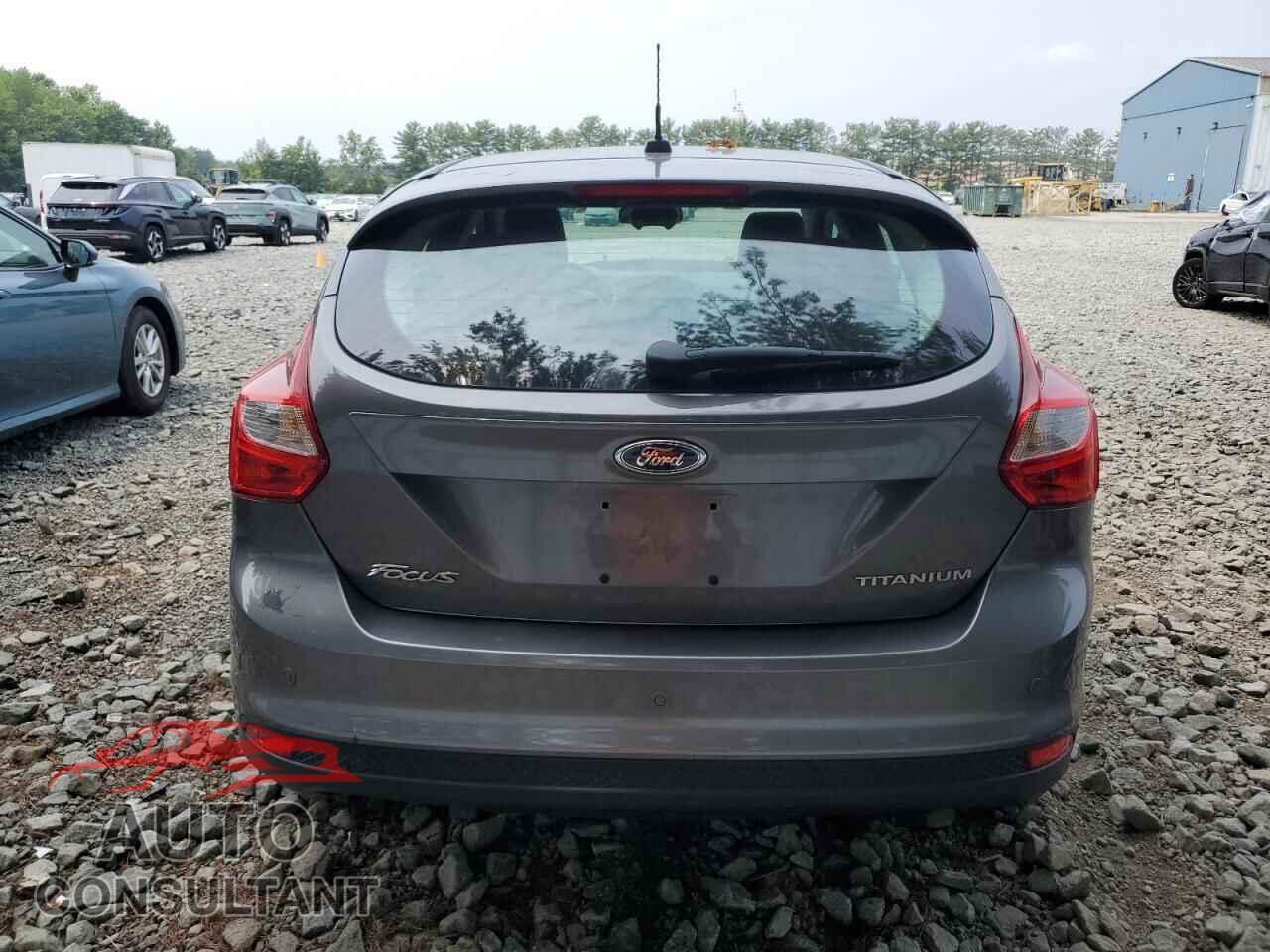 FORD FOCUS 2012 - 1FAHP3N22CL269958