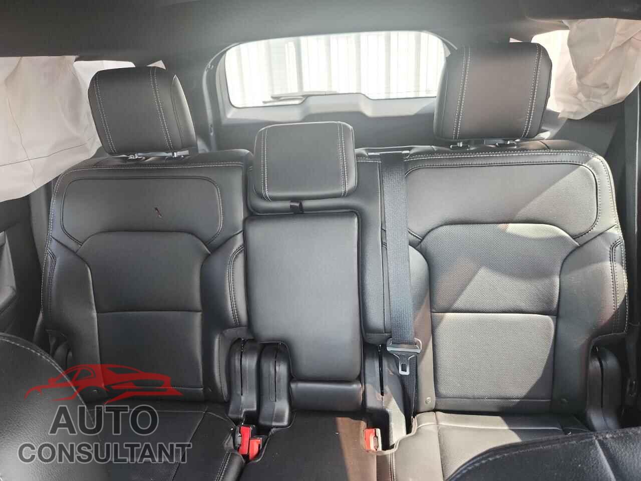 FORD EXPLORER 2018 - 1FM5K8FH2JGB62003