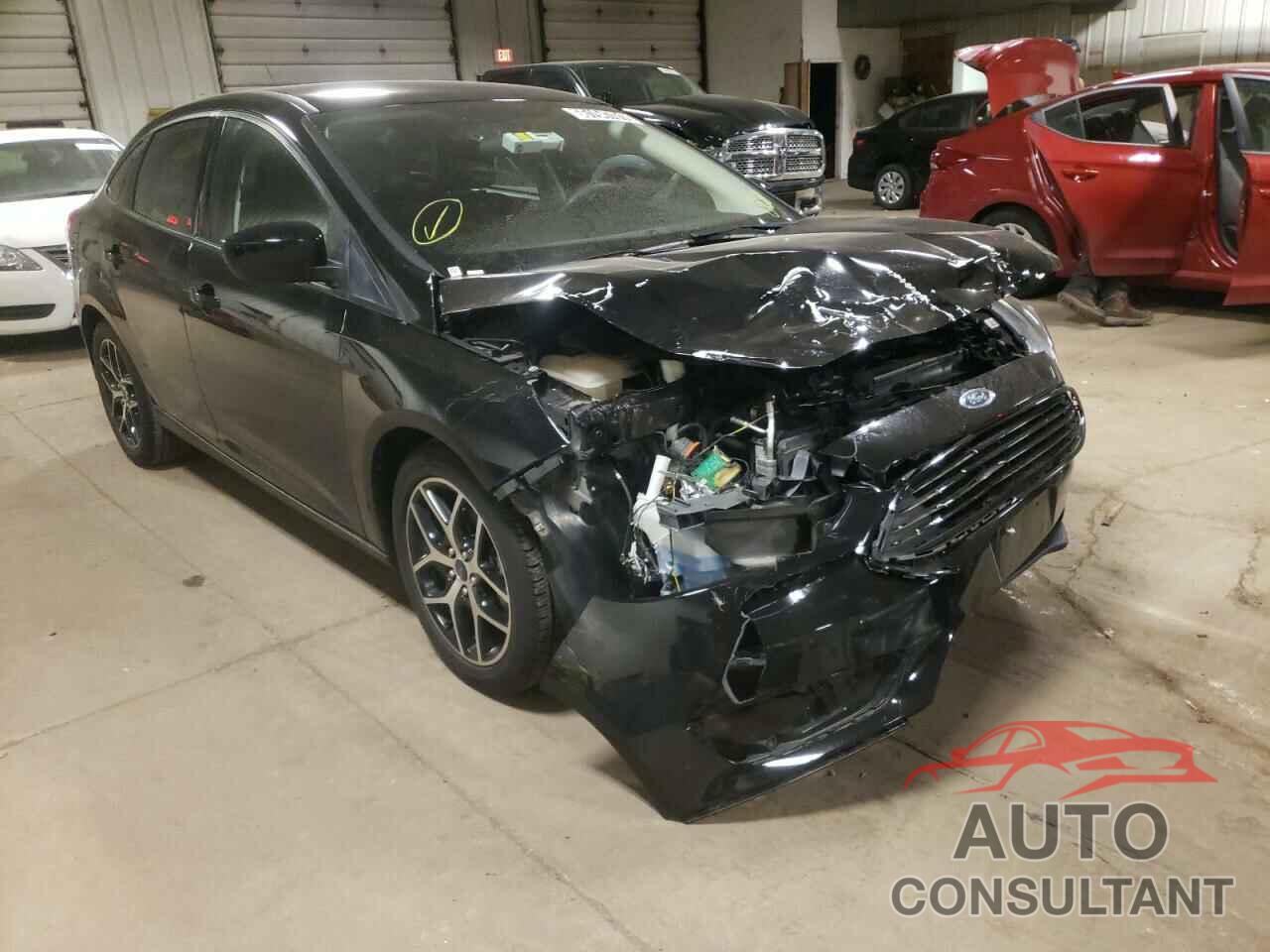 FORD FOCUS 2018 - 1FADP3FE4JL322731