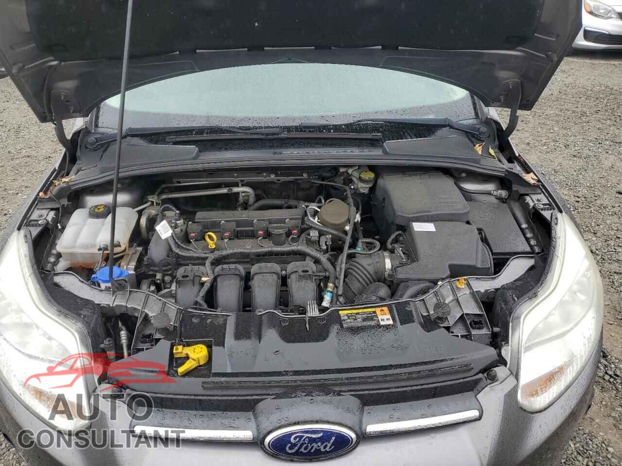 FORD FOCUS 2014 - 1FADP3F23EL200096