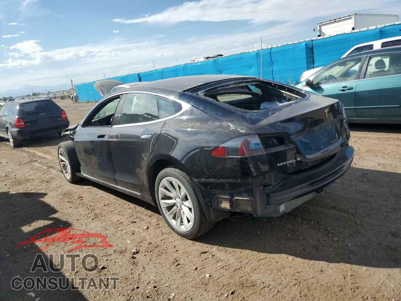TESLA MODEL S 2017 - 5YJSA1E20HF188179