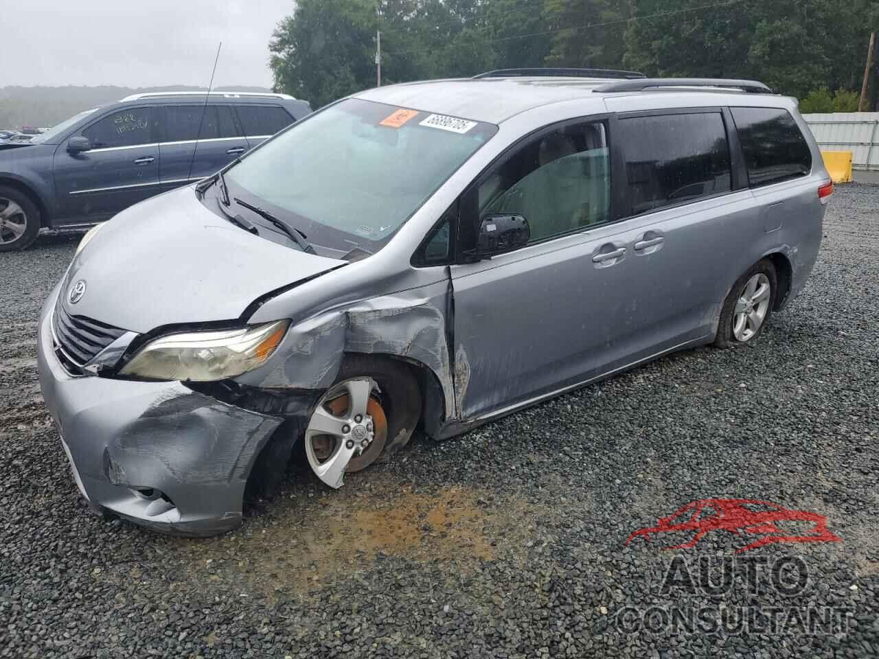 TOYOTA SIENNA 2011 - 5TDKA3DC4BS007125