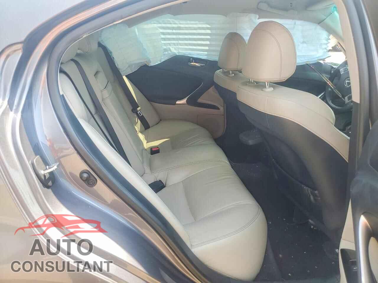 LEXUS IS 2012 - JTHBF5C24C5158557