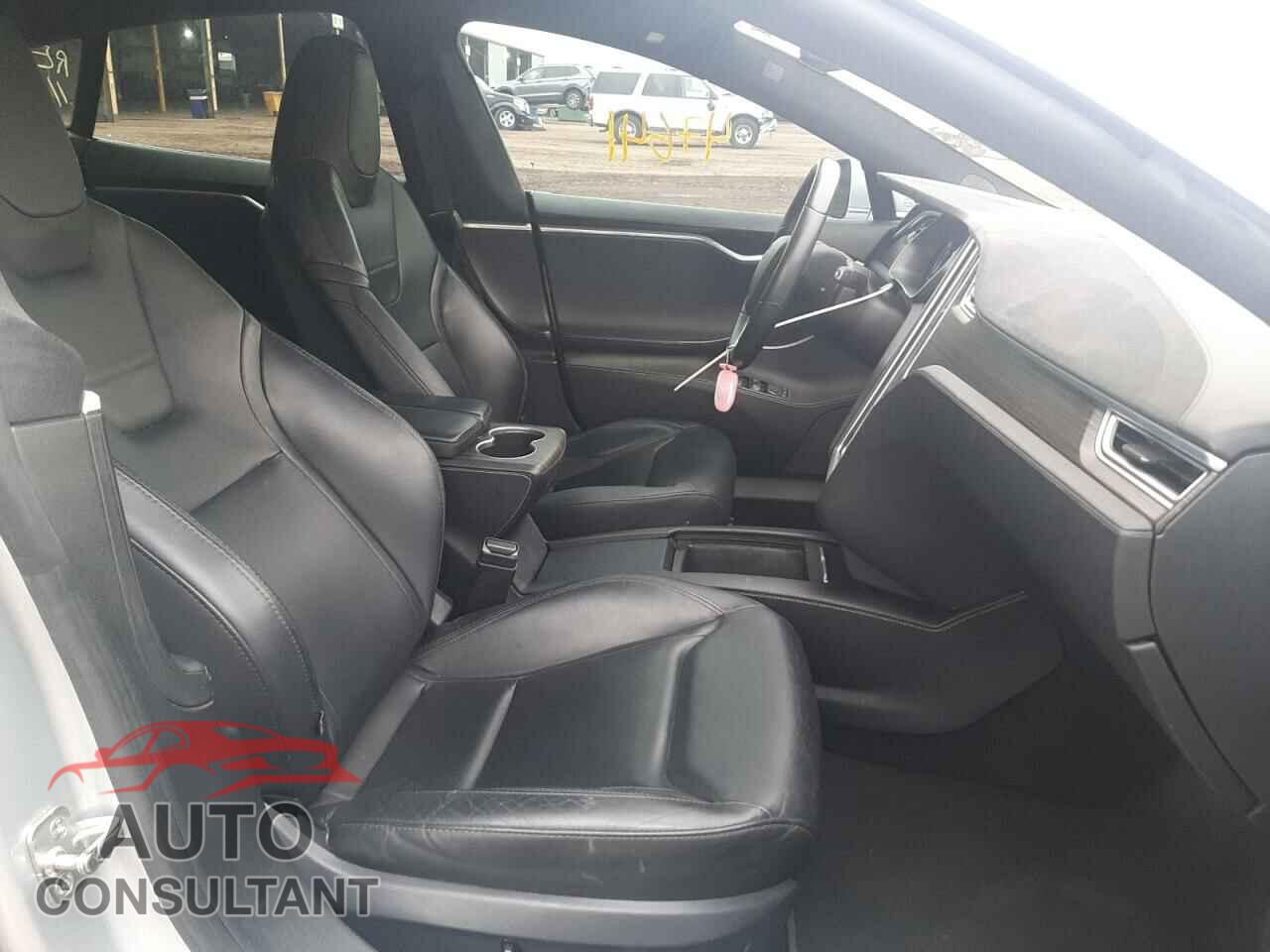 TESLA MODEL S 2016 - 5YJSA1E2XGF156502