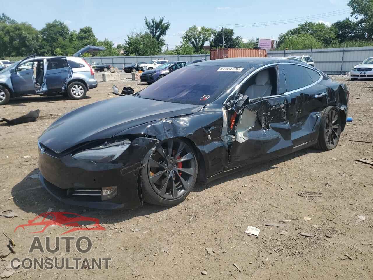 TESLA MODEL S 2017 - 5YJSA1E45HF200716