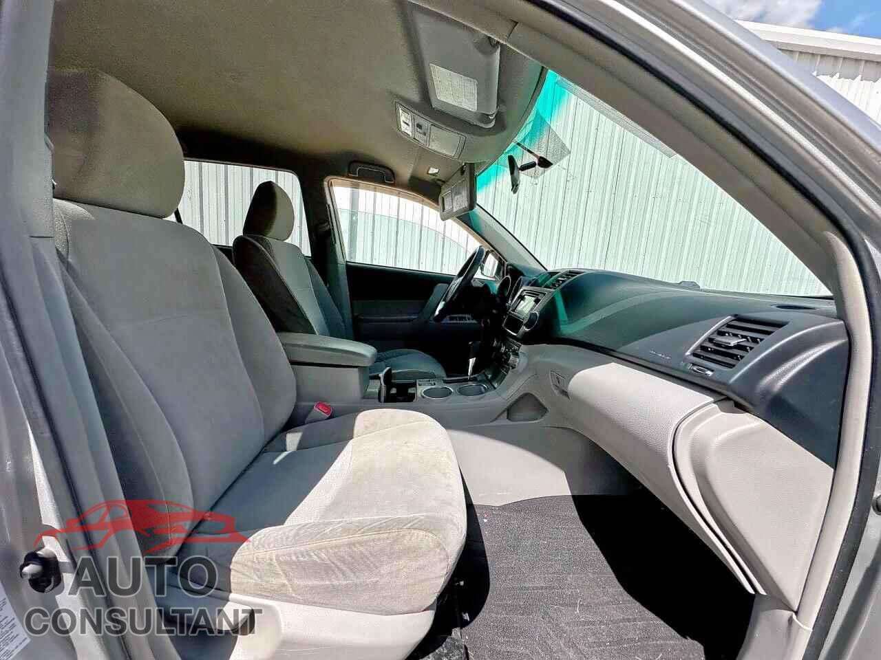 TOYOTA HIGHLANDER 2013 - 5TDZA3EH8DS035103