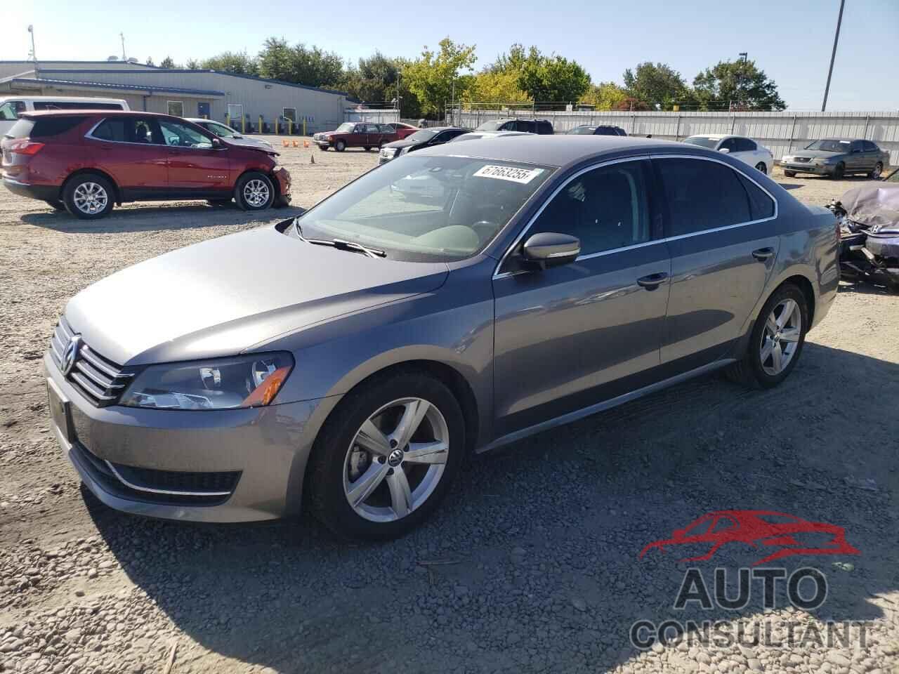 VOLKSWAGEN PASSAT 2013 - 1VWBP7A35DC125566