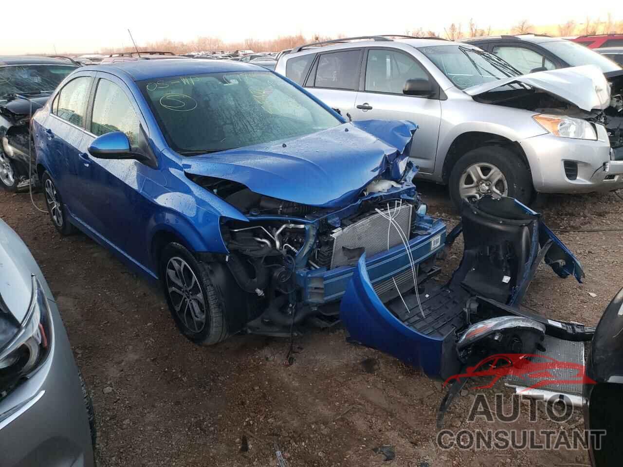 CHEVROLET SONIC 2020 - 1G1JD5SB8L4111020