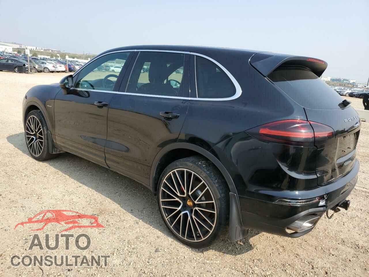 PORSCHE CAYENNE 2016 - WP1AF2A28GKA40838