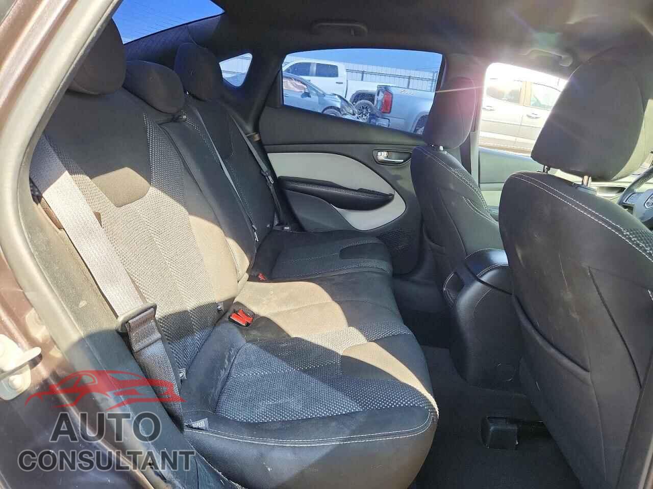DODGE DART 2016 - 1C3CDFBB7GD732877