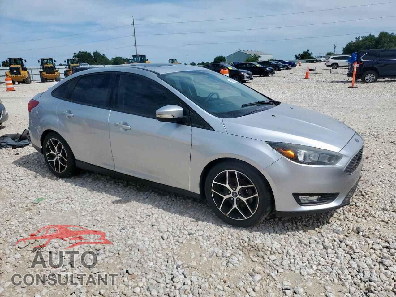 FORD FOCUS 2017 - 1FADP3H24HL249809