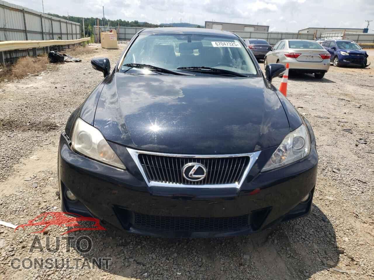 LEXUS IS 2011 - JTHBF5C26B5133576