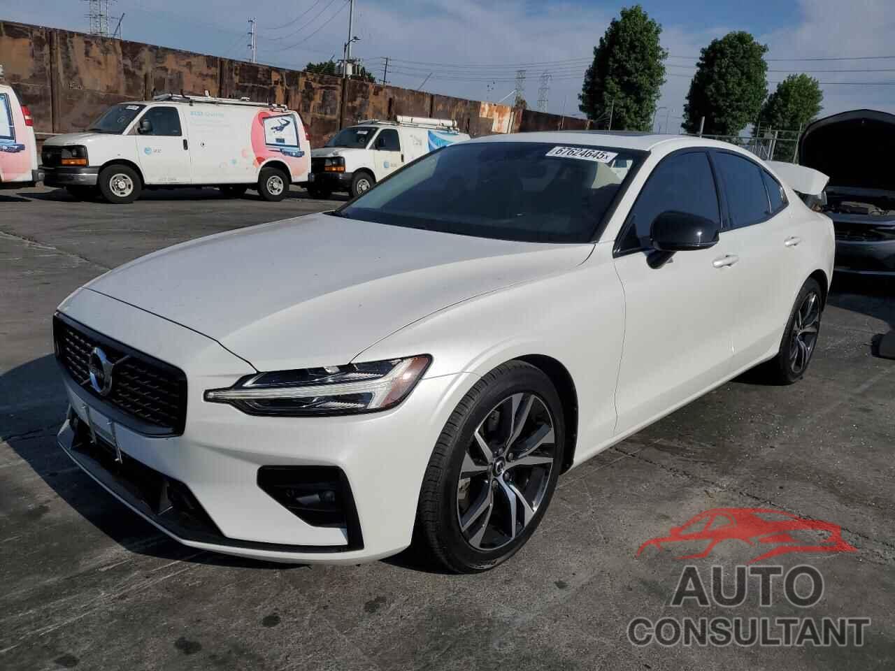 VOLVO S60 2021 - 7JR102FZ2MG112223