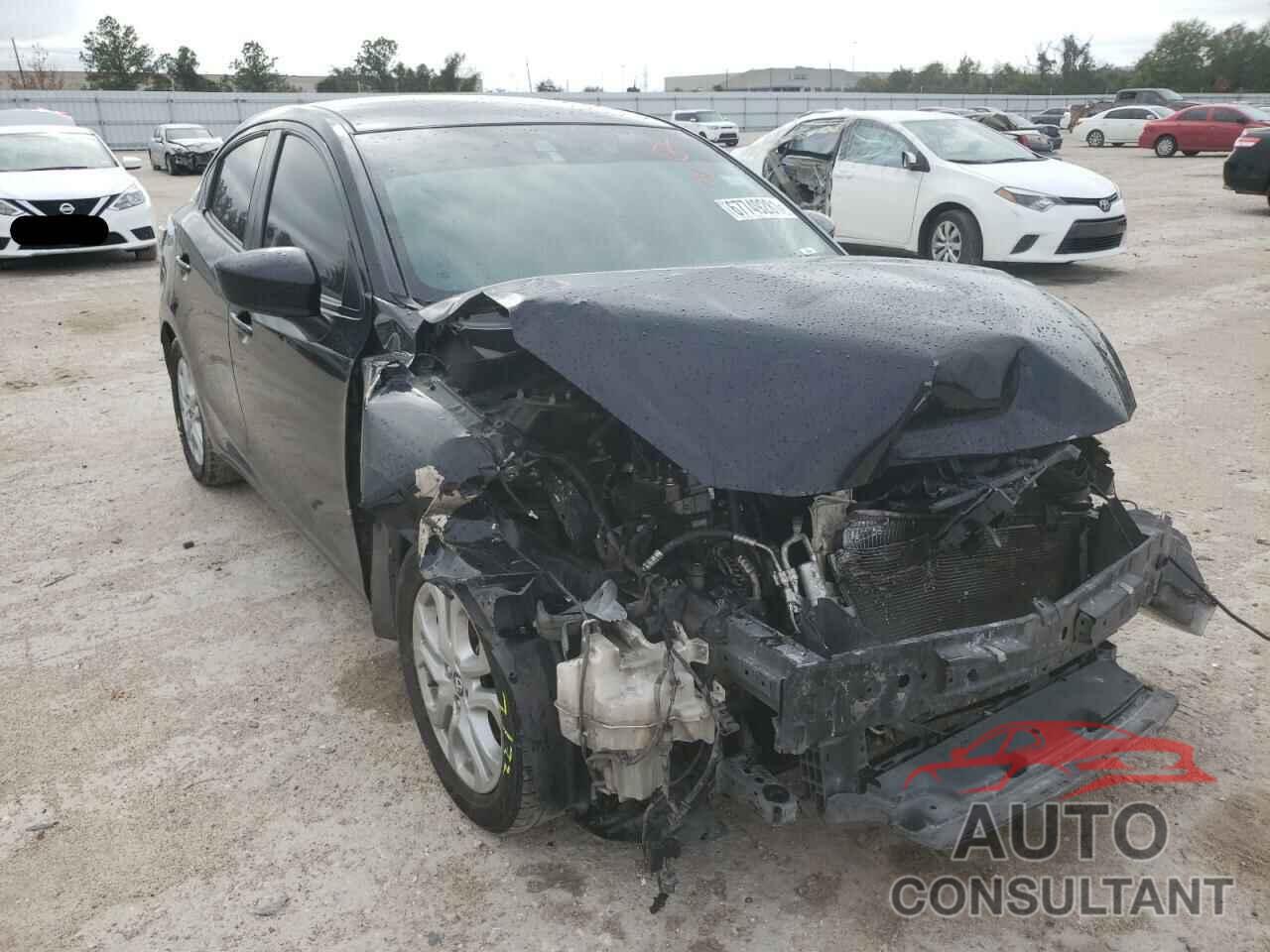 TOYOTA YARIS 2018 - 3MYDLBYV7JY303984