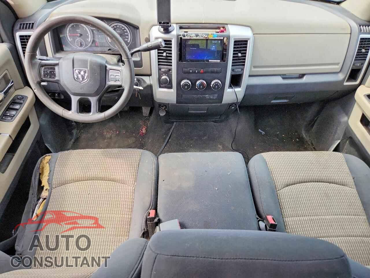 DODGE RAM 1500 2012 - 1C6RD7LT5CS192283