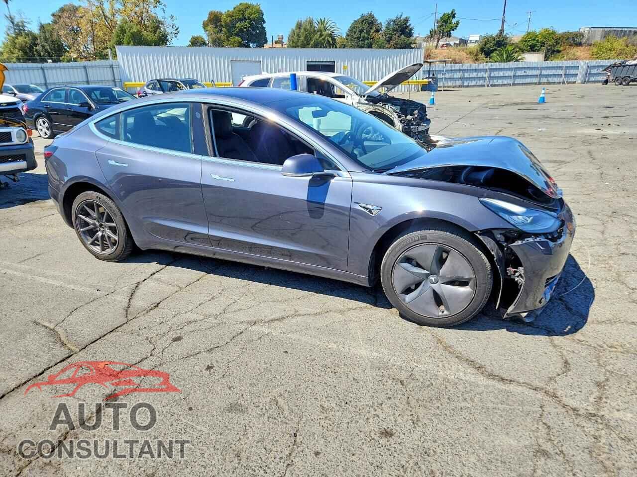 TESLA MODEL 3 2018 - 5YJ3E1EA0JF010309