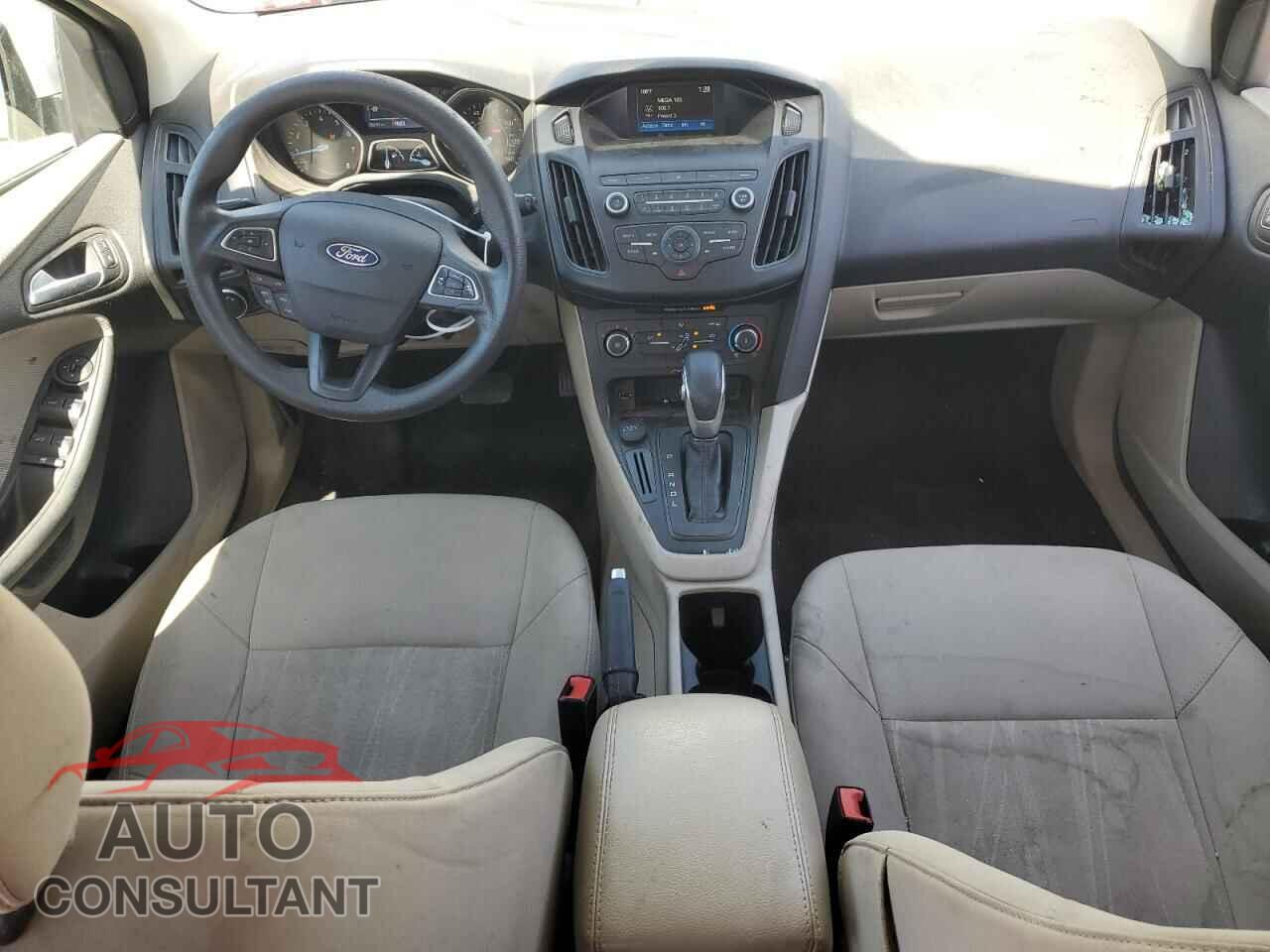 FORD FOCUS 2018 - 1FADP3K20JL313679