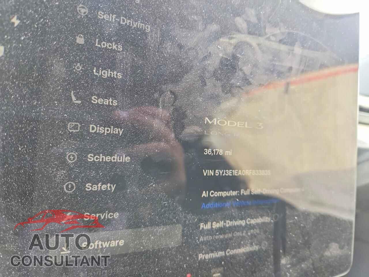 TESLA MODEL 3 2024 - 5YJ3E1EA0RF833835
