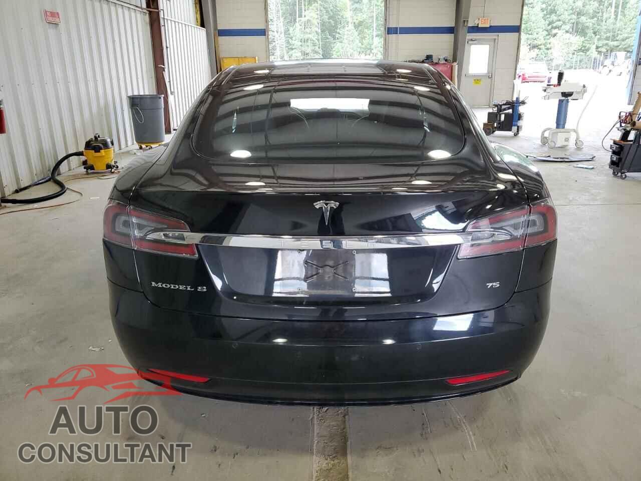 TESLA MODEL S 2017 - 5YJSA1E14HF210546