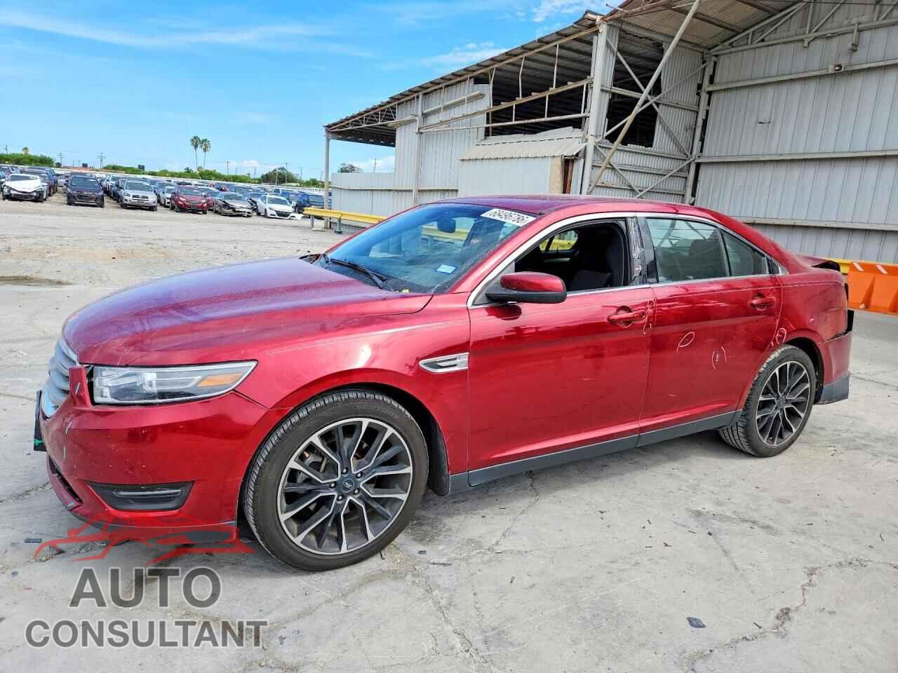 FORD TAURUS 2017 - 1FAHP2E88HG132182